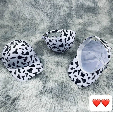 Mũ lưỡi trai Bò sữa cá tính, song hành cùng xu hướng thời trang trẻ trung