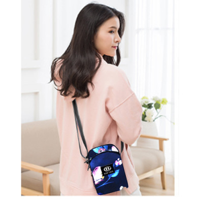 Túi đeo chéo nữ để diện thoại thời trang họa tiết dễ thương BEE GEE 096