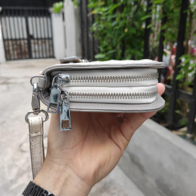 Ví dài cầm tay 2 khuôn size 22*12 cm 