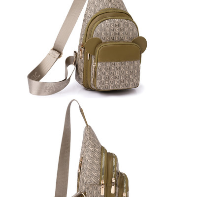 Túi đeo chéo nữ phong cách dễ thương – BEE GEE DCNU1069