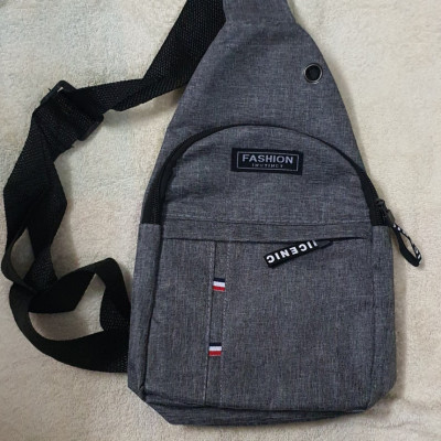 Túi đeo chéo Fashion sành điệu, cá tính và tiện dụng - Hàng chính hãng