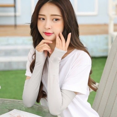 Găng tay đi phươt  chống nắng UV và các tia tử ngoại ,co giãn 4 chiều ,phù hợp cho nam và nữ 