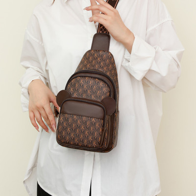 Túi đeo chéo nữ phong cách dễ thương – BEE GEE DCNU1069