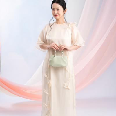 Túi Yuumy ( Thời trang nữ kiểu đám mây size 22  - Túi đeo chéo da Seasand YN257 )