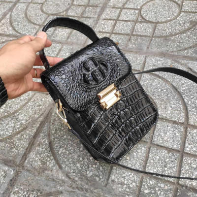 Túi chữ nhật Da cá sấu. Thiết kế đơn giản cho khách thích đổi kiểu!