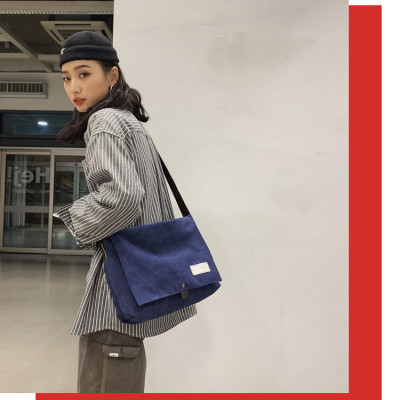 Túi đeo chéo nữ phong cách dễ thương – BEE GEE DCNU1092