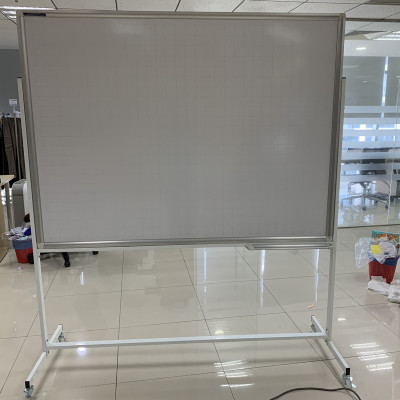 Bảng di động 1 mặt viết bút lông Poly - trắng kẻ ô ly Bavico 1,2x1,8m