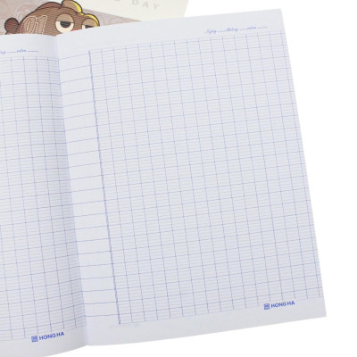 Tập Class Happy Day - 4 Ô Ly Ngang - 96 Trang 58gsm - Hồng Hà 0352 (Mẫu Bìa Giao Ngẫu Nhiên)