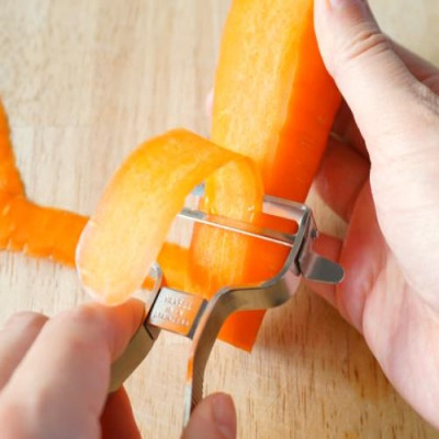 Nạo rau, củ, quả Kokubo bằng inox không gỉ, lưỡi gọt có thể xoay tròn luân phiên hai đầu - nội địa Nhật Bản 