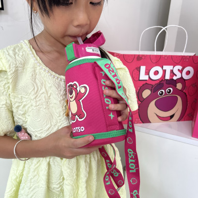 Bình giữ nhiệt cho Bé Gấu dâu Lotso BeddyBear - Dung tích 600 ml - 2 Nắp thay thế - Chất liệu cao cấp SUS316 - Tặng kèm túi đeo xinh xắn - Bảo hành chính hãng 1 năm - RT103-600-GAUDAU