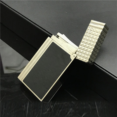 Vỏ Hột Quẹt Bật Lửa Upon D168D Họa Tiết Nền Đen Kẻ Ô Vuông Kim Cương Tuyệt Đẹp - Dùng Ga Đá Cao Cấp