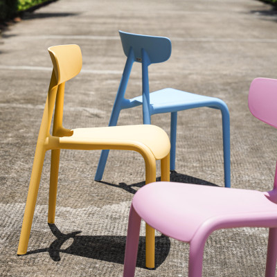 Ghế nhựa đúc Junior 3 màu cho bé . Nhập Khẩu Chính Hãng Cobi Home