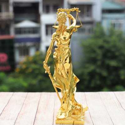 Tượng Nữ Thần Công Lý mạ vàng 24K - quà tặng cao cấp cho các tổ chức, cá nhân hành nghề luật sư và trong các trường đại học Luật.