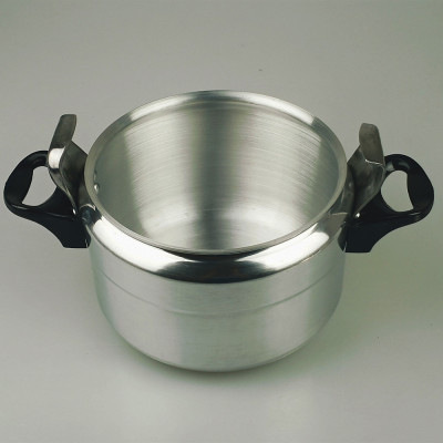 Nồi áp suất đun ga đáy từ Fujika dung tích từ 3Lit đến 11 lít sử dụng được trên bếp từ, Màu giao ngẫu nhiên-Hàng chính hãng