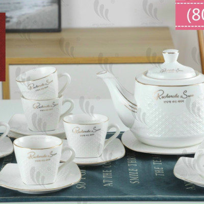 BỘ ẤM CHÉN PHA TRÀ KÈM 7 ĐĨA LÓT TÁCH ( GIAO NGẪU NHIÊN )