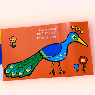 Sách cho bé - Đuôi Của Ai Thế Nhỉ? - Whose tail? - Bộ Sách Lật Mở Khám Phá Song Ngữ - Dành cho trẻ 0-4 tuổi