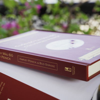 H3-Sách dạy golf tiếng việt “Cuốn sổ tay màu đỏ của Harvey Penick” (Harvey penick’s Little red book), những bài học quý giá từ người thầy dạy golf uyên bác và vỹ đại.