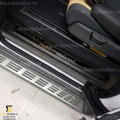 Bộ Ốp bậc cửa, Nẹp bước chân Kia Carnival vân Carbon