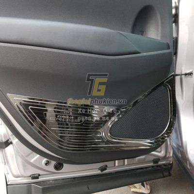 Bộ ốp Titan Tapli, Táp li cửa Toyota Corolla Cross 2020