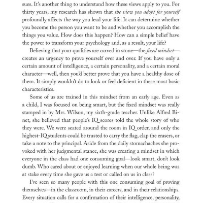 Mindset : The New Psychology of Success (How We Can Learn To Fulfill Our Potential)