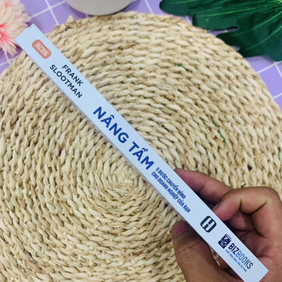 Cẩm Nang CEO Bí Quyết Để Trở Thành Nhà Lãnh Đạo Xuất Sắc: Quản Trị Kpi, Nâng Tầm Doanh Nghiệp, Bí Mật Quản Trị Nhân Lực Và OJT Công Cụ Phát Triển Nguồn Nhân Lực Kế Thừa