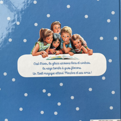Sách thiếu nhi tiếng Pháp: Martine Tập 41 - Album Martine et la nuit de Noël