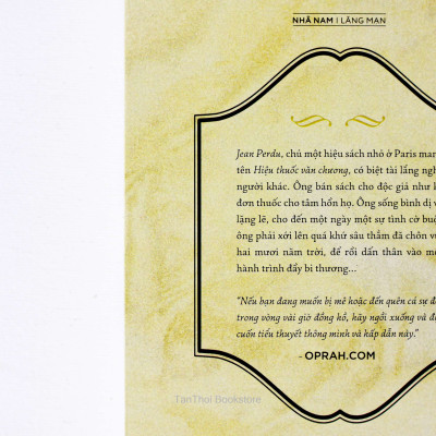 Hiệu sách nhỏ ở Paris