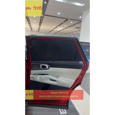RÈM CHE NẮNG NAM CHÂM CHO XE KIA SORENTO 2021