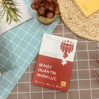 Cẩm Nang CEO Bí Quyết Để Trở Thành Nhà Lãnh Đạo Xuất Sắc: Quản Trị Kpi, Nâng Tầm Doanh Nghiệp, Bí Mật Quản Trị Nhân Lực Và OJT Công Cụ Phát Triển Nguồn Nhân Lực Kế Thừa