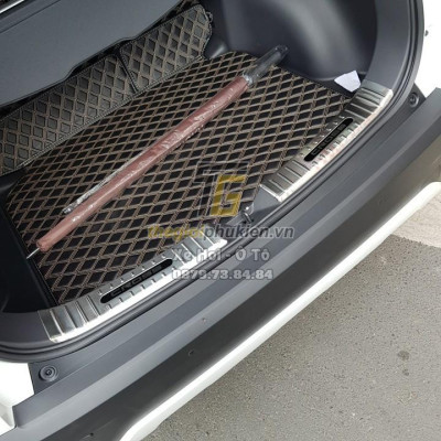 Bộ ốp chống trầy bậc cốp Toyota Corolla Cross 2020 – Mẫu INOX