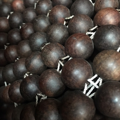 Chiếu Hạt Gỗ Trắc Mộc - Kích thước 1,6mx2m hạt 1.8cm ( video, hình thật )