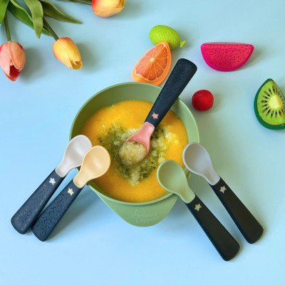 Thìa Tập Ăn Tommee Tippee Easigrip, Dành Cho Bé Từ 6 Tháng - Set 5 Thìa, Tách Lẻ (Giao Màu Ngẫu Nhiên)