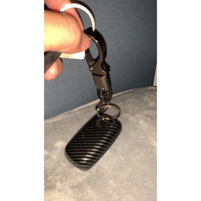 Ốp chìa khóa, bọc khóa Carbon xe Toyota Raize, Toyota Veloz, Avanza 2021 2022 2023 kèm móc treo sang trọng