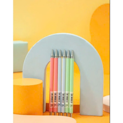 Bút Chì Bấm Deli 0.7 mm - Phiên Bản Sơn Tùng M-TP Giới Hạn - Deli U995