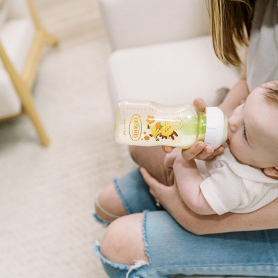 [ WB91023-INTLX ] Bình sữa tùy chọn cổ rộng nhựa PPSU họa tiết hình con rồng - 270ml - Dr.Brown