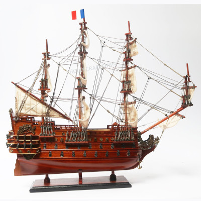 Mô hình thuyền buồm cổ Soleil Royal (dài 60cm)
