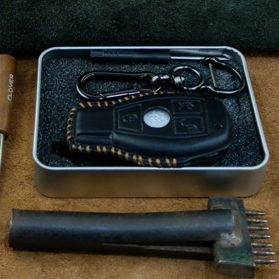 Bao Da Chìa Khóa Handmade Ô Tô Mercedes GLC 200 250 260 300 3 nút bấm da bò - hàng chính hãng