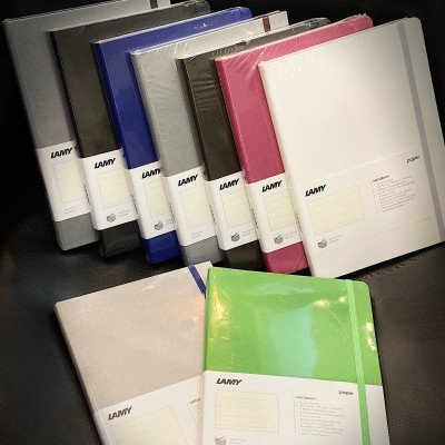 Lamy Notebook A5 Softcover White + Lamy Safari Blue - GSNSa0026