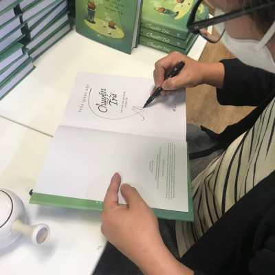 Chuyện trà & Ngàn năm áo mũ 