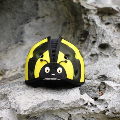 Mũ Bảo Vệ Đầu Cho Bé Mumguard Hình Ong Vàng (40 - 52 cm)  - Vàng Đen