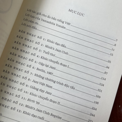 CHƠI JAZZ Ở VIỆT NAM: QUYỀN VĂN MINH VÀ NHẠC JAZZ HÀ NỘI - Stan Bh Tan -Tangbau – Quyền Văn Minh - Hiền Trang dịch – Omegaplus (Bìa mềm)