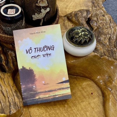 Sách - Vô thường chợt hiện