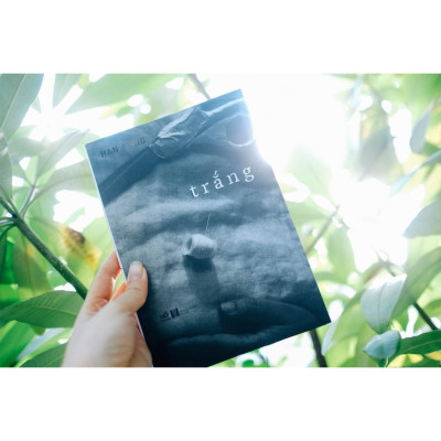 Sách - Trắng (Nhã Nam)