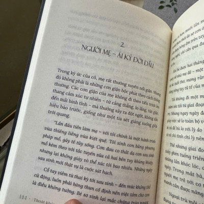 THOÁT KHỎI MÊ CUNG ÁI KỶ - Thư An – Mochibooks – NXB Thế Giới