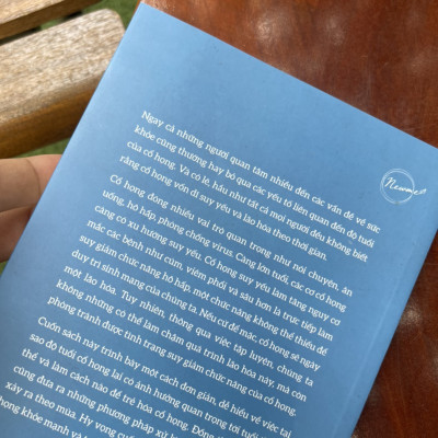 TẬP LUYỆN CỔ HỌNG - 5 phút 1 ngày giúp kéo dài 10 năm tuổi thọ – Otani Yoshio - THAIHABOOKS (bìa mềm)