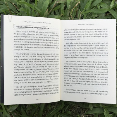 Sách - Tôi Từng Nghĩ Mọi Thứ Sẽ Ổn Khi Trở Thành Người Lớn (Tặng Kèm Bookmark)