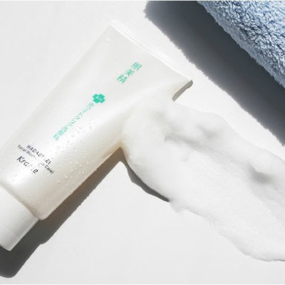 Sữa Rửa Mặt Ngăn Ngừa Mụn Kracie Hadabisei Facial Wash Acne Care (110G)