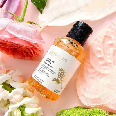 Gel rửa mặt hoa hồng cocoon 140ml (rose cleanser)