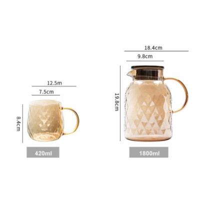 Bộ bình đựng nước uống thủy tinh màu vàng golld sang trọng vân karo chéo ( không bao gồm khay và giáp úp)