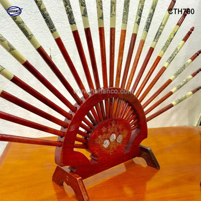 Bộ đũa thờ 10 đôi + giá rẻ quạt bằng gỗ Hương (CTH790) Hoa văn phong thủy đẹp mắt ️